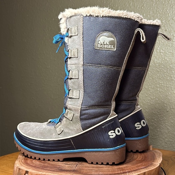 SOREL Women's Tivoli High II Winter Boots - Picture 2 of 15